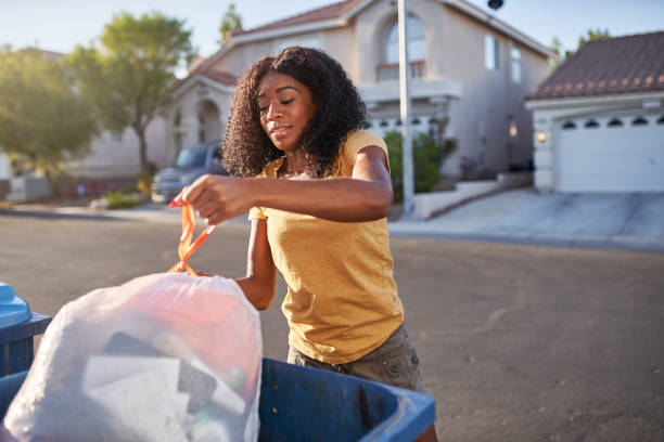 Best Dumpster Rental Services  in Holyoke, MA